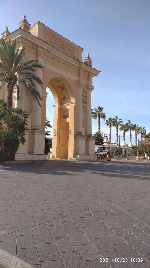 피날레리구레 Casa Mariuccia A Due Passi Dal Mare 아파트 외부 사진