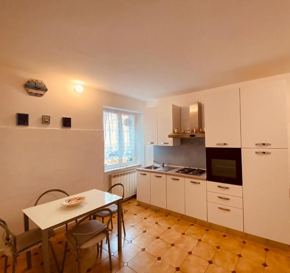 피날레리구레 Casa Mariuccia A Due Passi Dal Mare 아파트 외부 사진